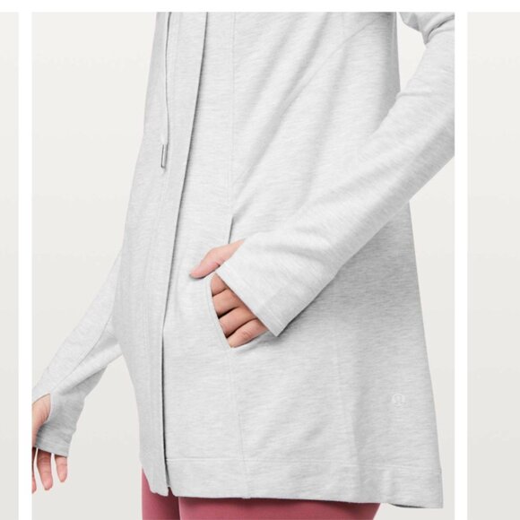 Lululemon Coast Easy Wrap Heathered Core Ultra Light Gray | SIZE: 4 - Picture 3 of 10